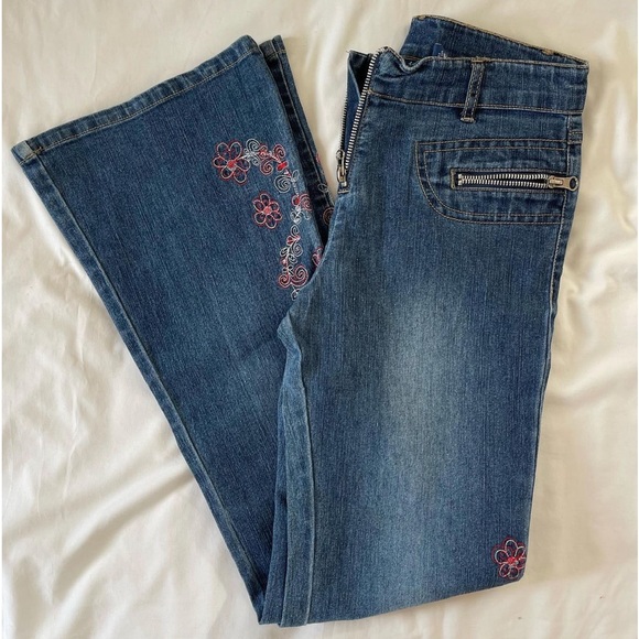 vintage ponytail embroidered flare jeans - Picture 1 of 7